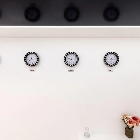 Paris * 布加勒斯特