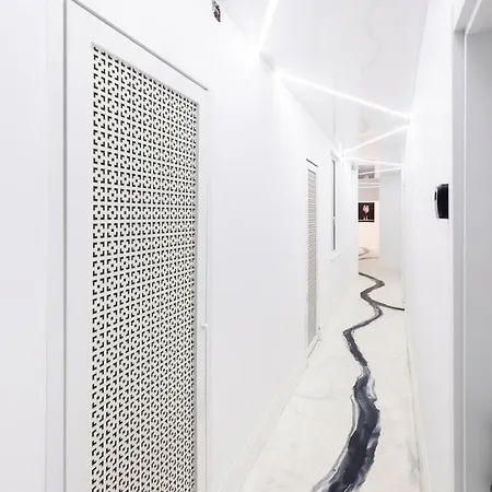 Apartment Paris Bucharest
